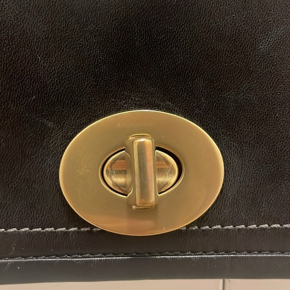 Coach Bag - Picture 2 of 12